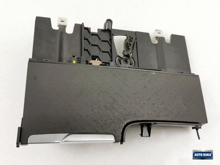 Cendrier avant d'un Volvo XC90, -, 3 mois de garantie, -, -