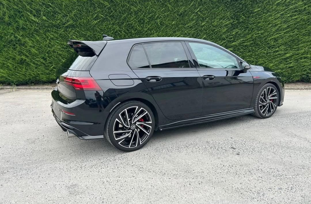 Volkswagen Golf 8 Gti • Blackstyle • MaxtonDesign •, Auto's, Volkswagen, Euro 6, 4 cilinders, Lichtsensor, Alcantara