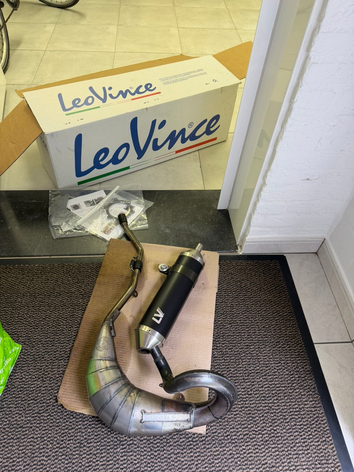 Leovince x fight uitlaat voor moddelen vanaf 2020 (2t ), Envoi, Utilisé