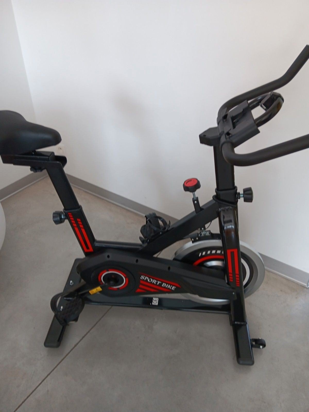Nieuwe spinningfiets, Sport en Fitness, Ophalen, Nieuw, Benen, Spinningfiets