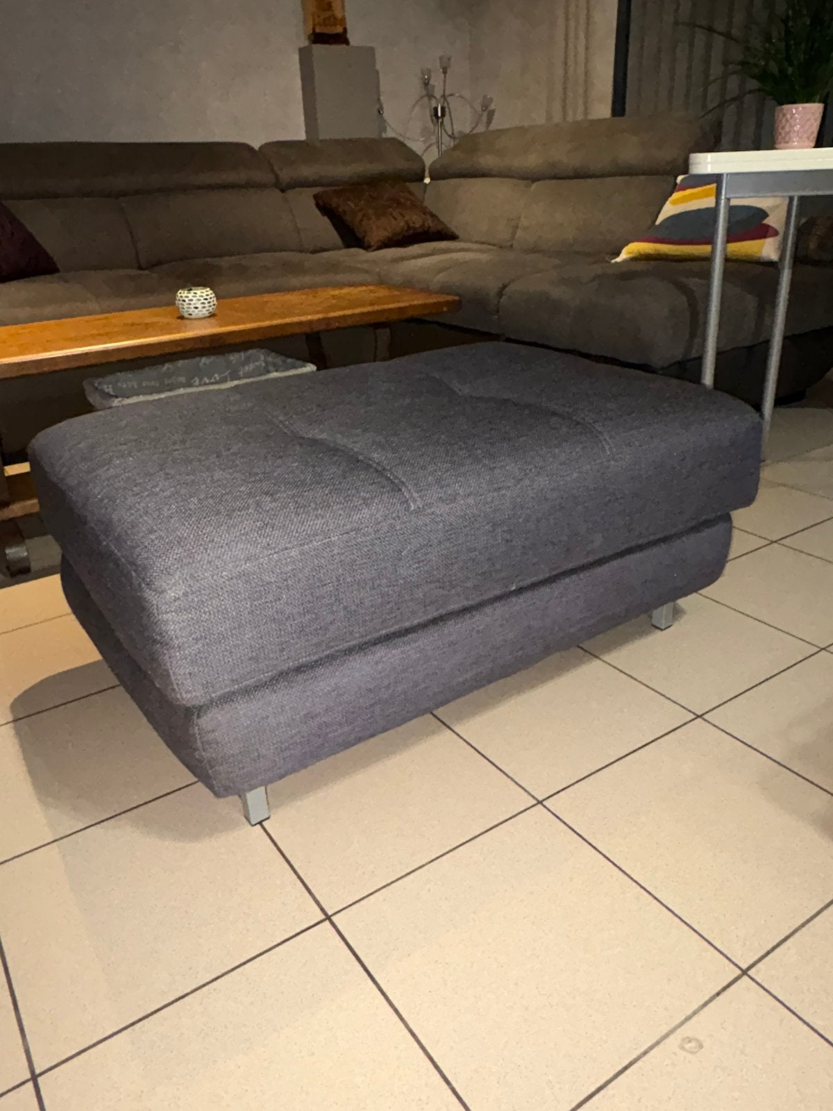 Pouf et repose-pieds, Enlèvement, Comme neuf