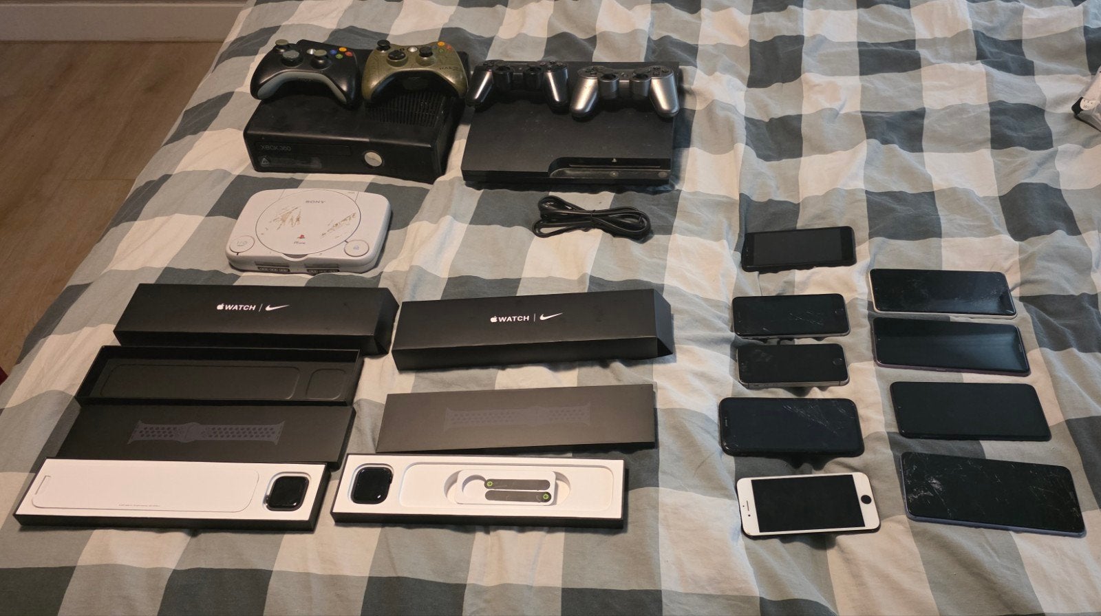 lot electronica ( game console / smartphone / smartwatch ), Ophalen of Verzenden, Console