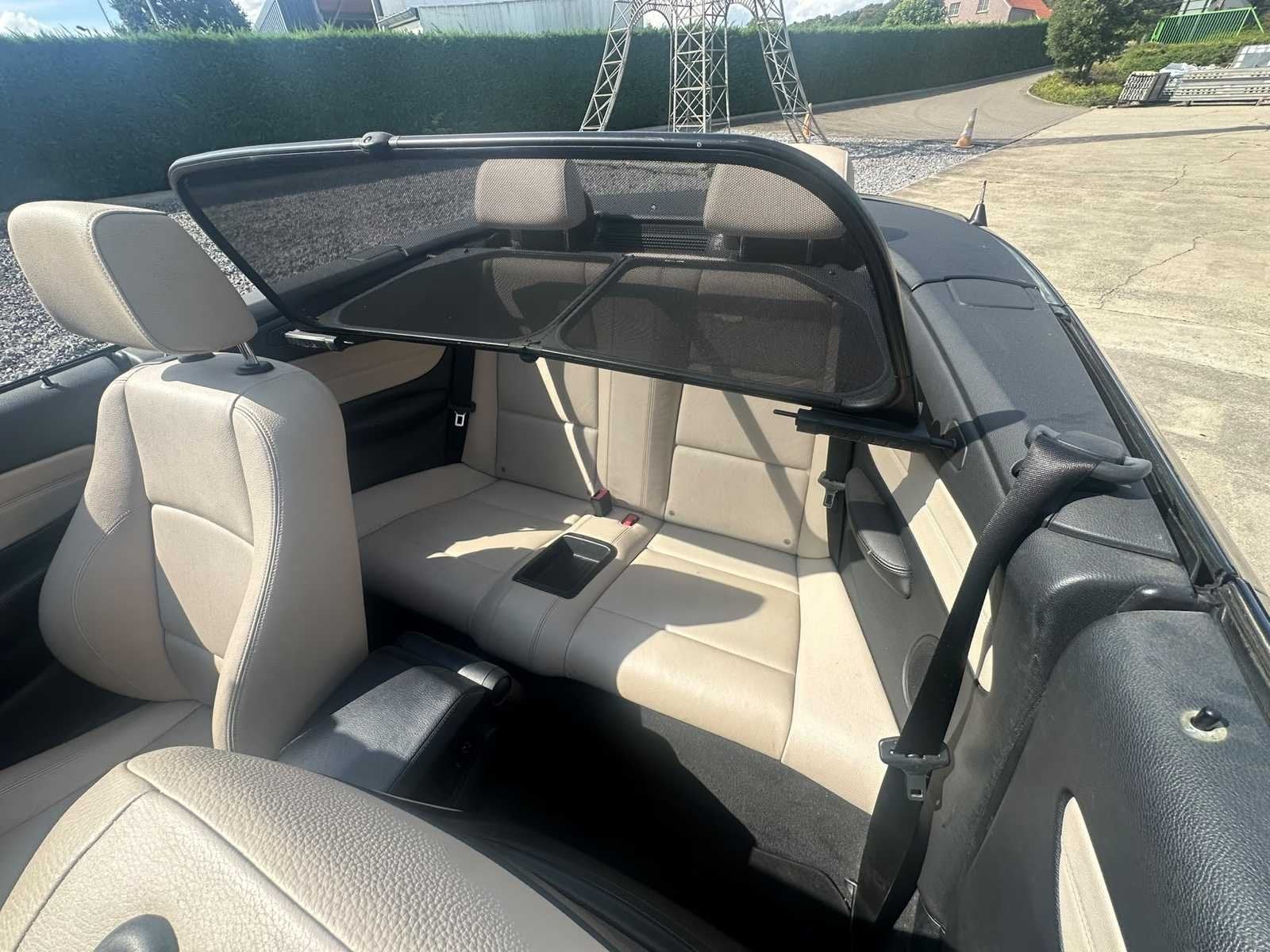 BMW - 2012 - 118I Cabrio - Personenauto, Auto's, BMW, Automaat, 1 Reeks, Gebruikt, Bedrijf