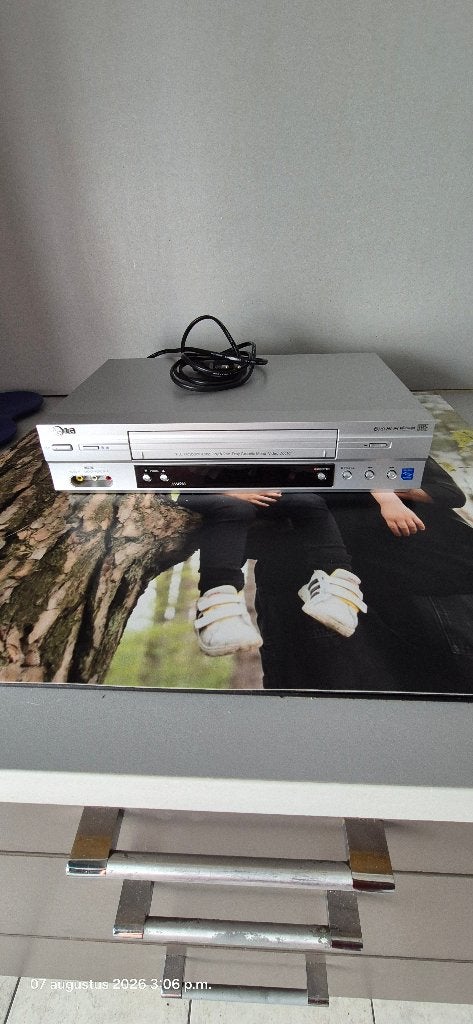 Video recorder LG, TV, Hi-fi & Vidéo, Lecteurs vidéo, Enlèvement, Utilisé, Lecteur ou enregistreur VHS