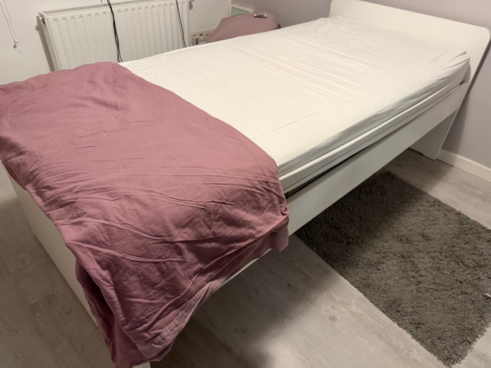 Lit ikea, Maison & Meubles, Chambre à coucher | Lits, 210 cm, Une personne, Enlèvement, Utilisé