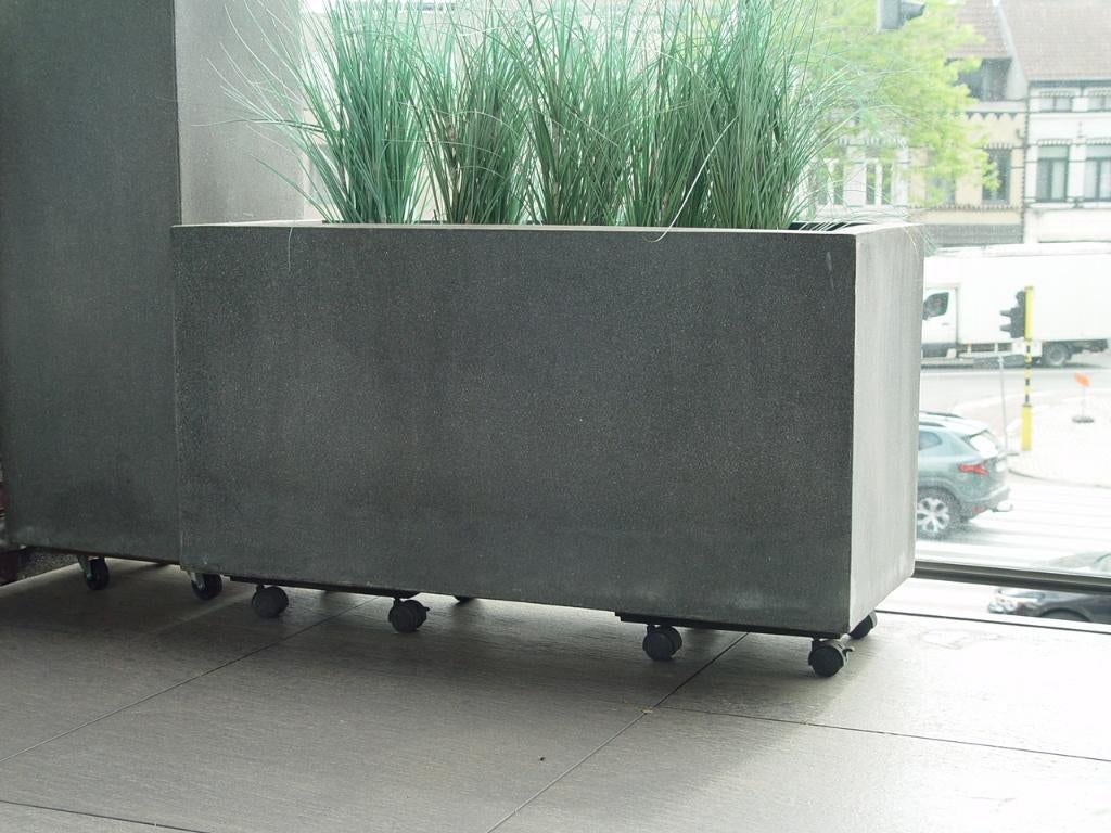 Moderne zwarte plantenbak. 99x40x50, Enlèvement, Utilisé, 60 à 100 cm, Rectangulaire