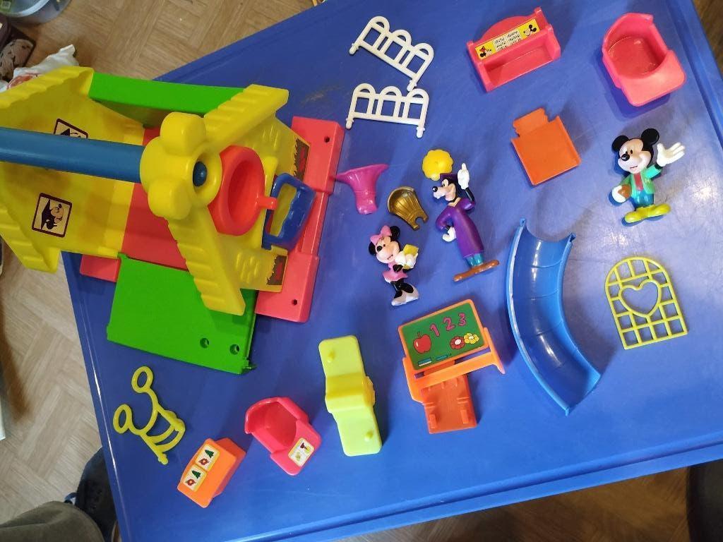 mickey mouse huis met attributen openvouwen en spelen, Ophalen of Verzenden