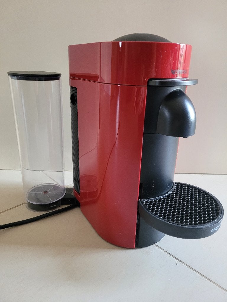 Machine à café NESPRESSO Magimix Vertuo Plus rouge, Electroménager, Machine à espresso, Réservoir d'eau amovible, Enlèvement ou Envoi