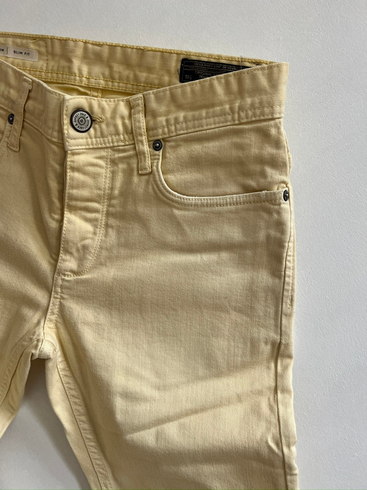 Jeansbroek Geel Jack and Jones 29/34, Ophalen, Zo goed als nieuw, Overige kleuren, W32 (confectie 46) of kleiner