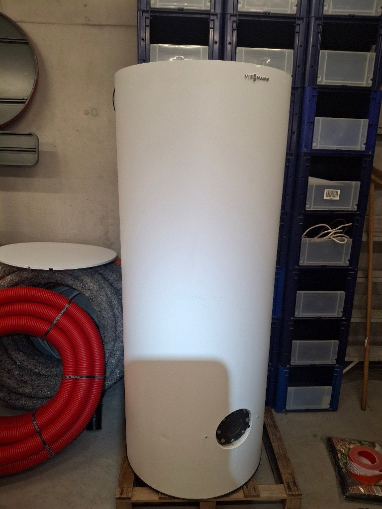 Viessmann boiler 300L, Doe-het-zelf en Bouw, Ophalen, 100 liter of meer, Boiler, Zo goed als nieuw