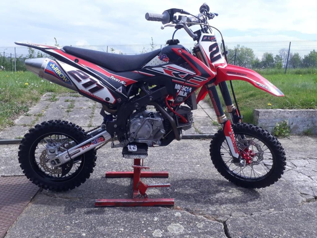 Pit bike bucci f15 160cc dirt bike, Dirt Bike, Comme neuf, Enlèvement, Bucci