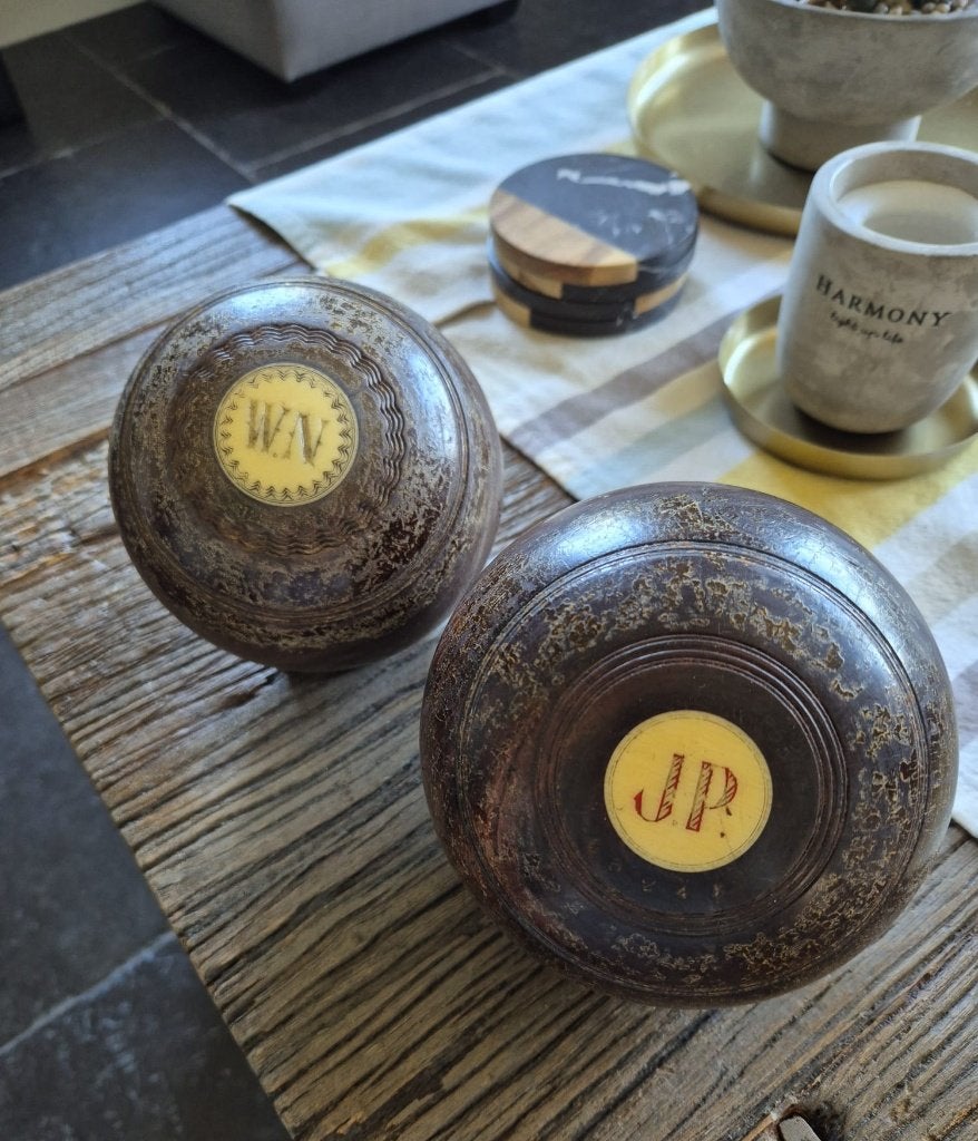 Bowlingballen (2stuks) Vintage antiek, Ophalen