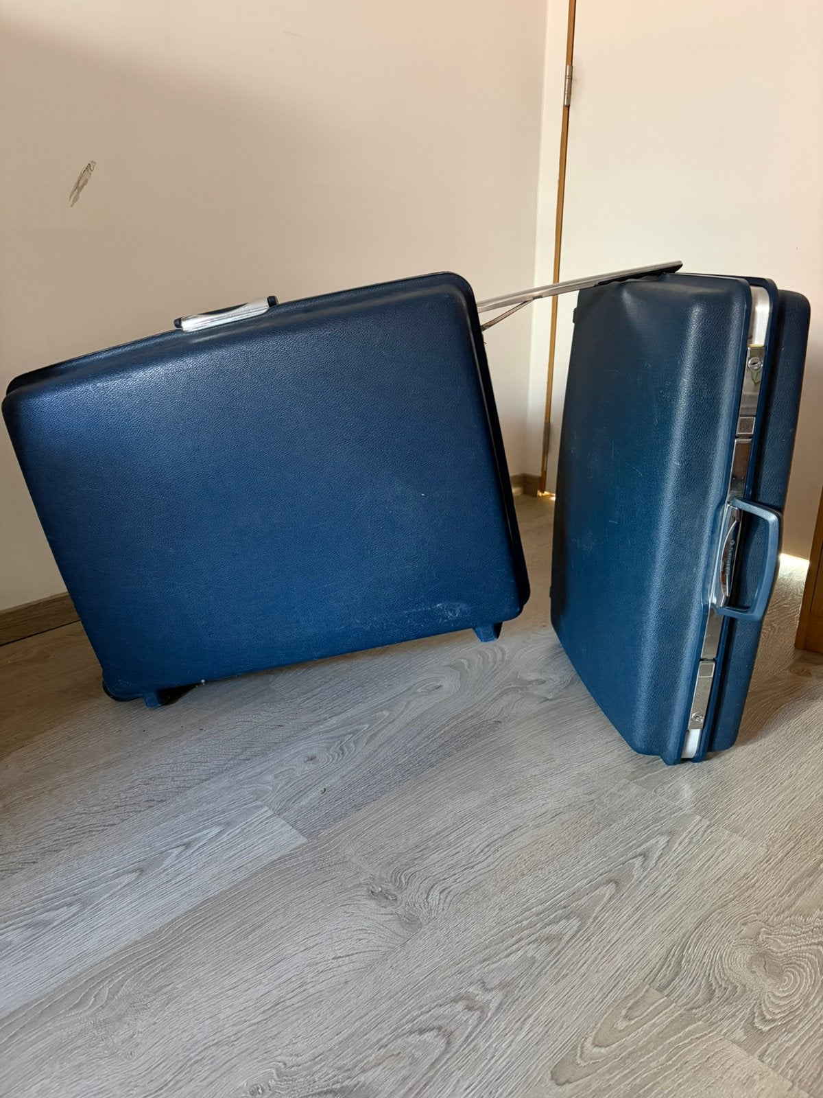 2 valises Samsonite vintage, Bijoux, Sacs & Beauté, Valises, Enlèvement, Utilisé, Plastique dur, Clé