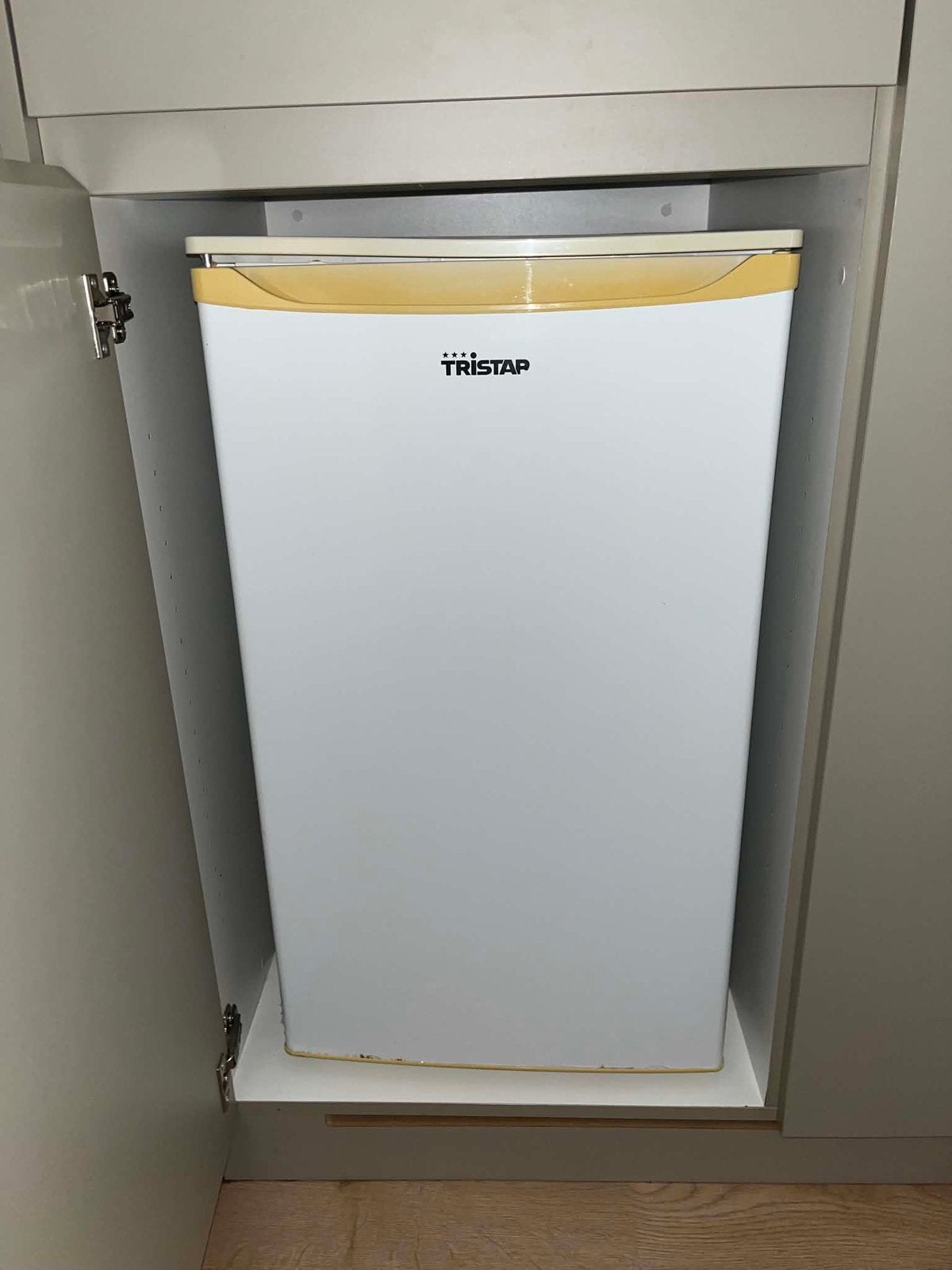 Tafelmodel frigo, Ophalen, Zo goed als nieuw, Inbouw