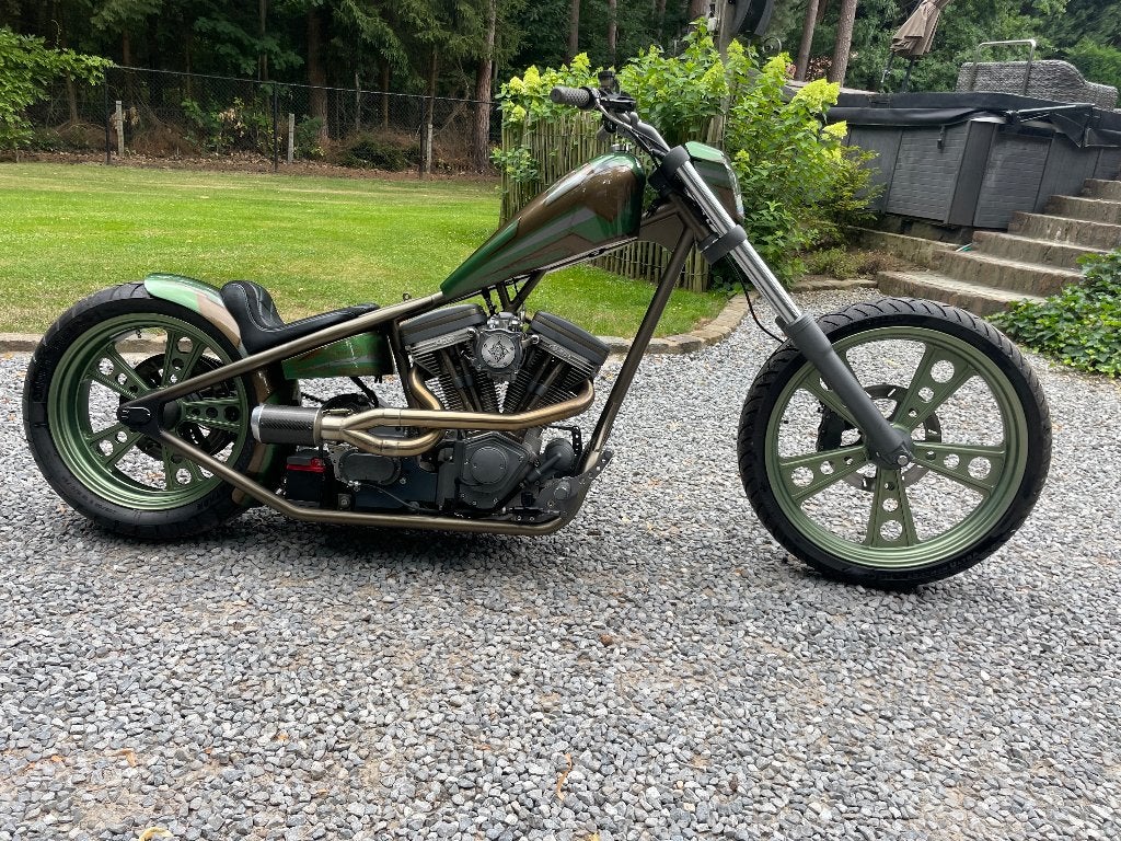 HARLEY DAVIDSON AUGUSTIN, Motos, Particulier, 1650 cm³