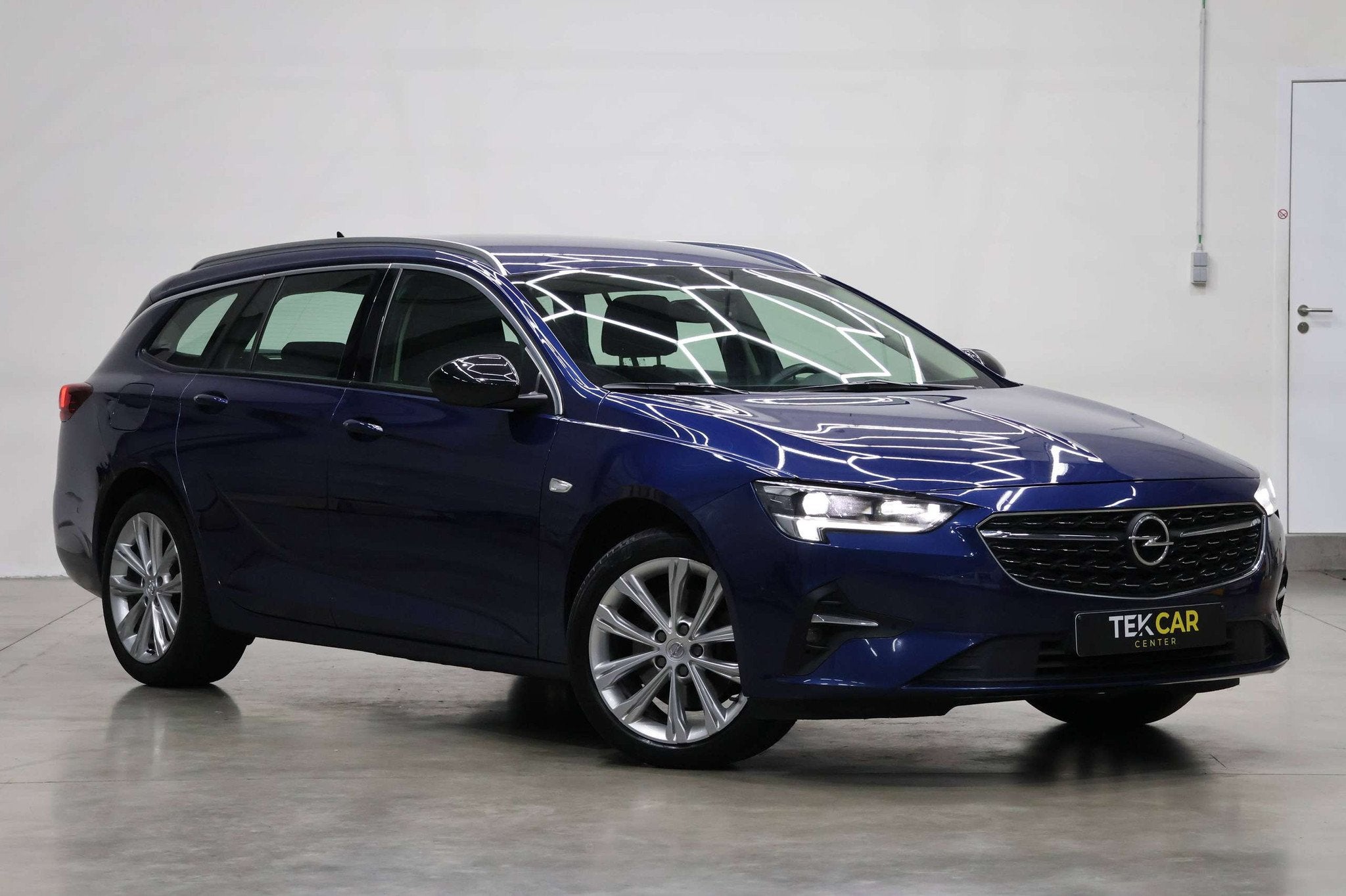 Opel Insignia Sports Tourer 1.5D Business Elegance 12M Garan, Auto's, https://public.car-pass.be/vhr/ab4e8152-6d08-460e-9f2f-3ab24ecbe6f8