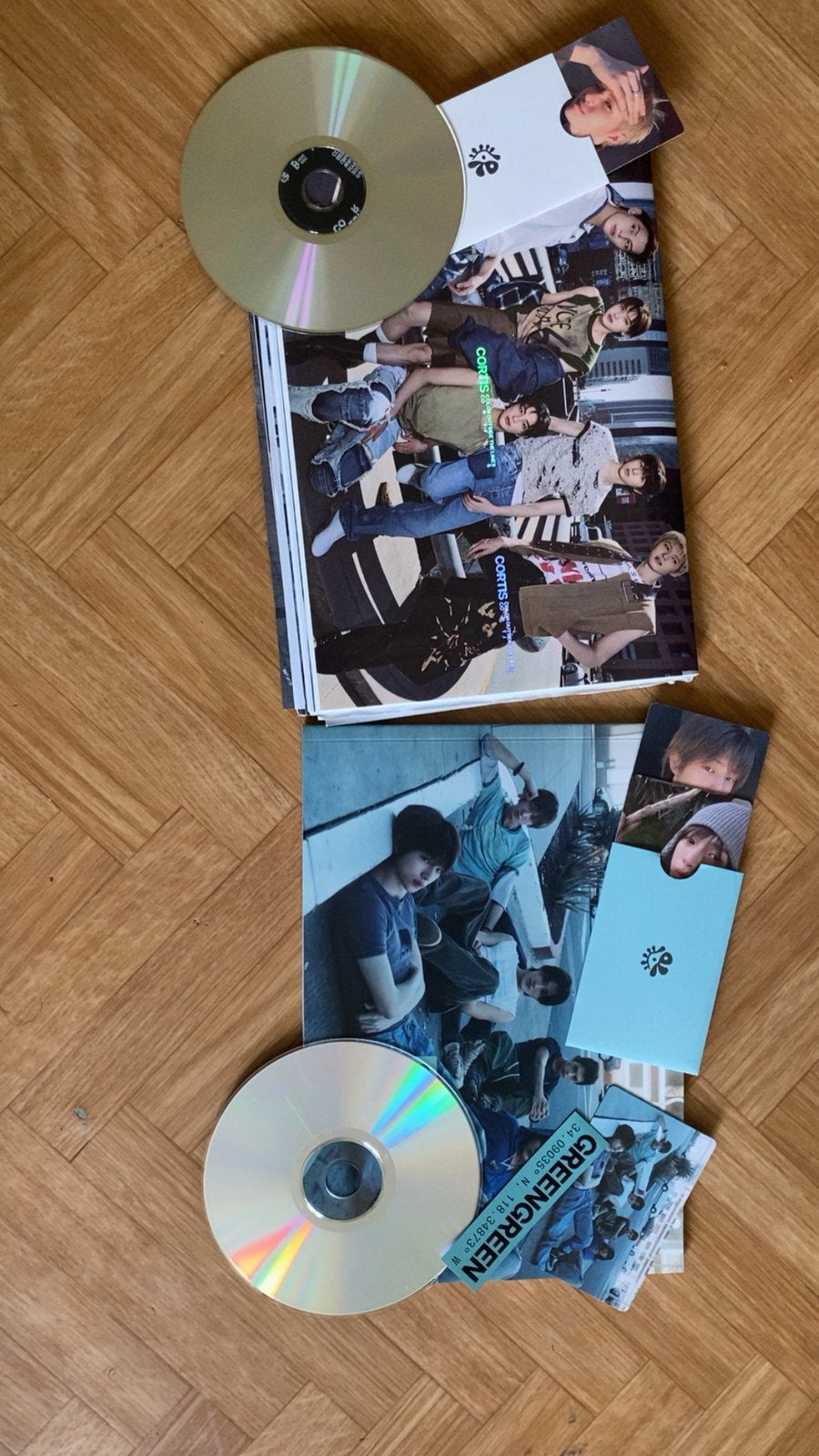Album Kpop; Cortis, Ophalen, Zo goed als nieuw