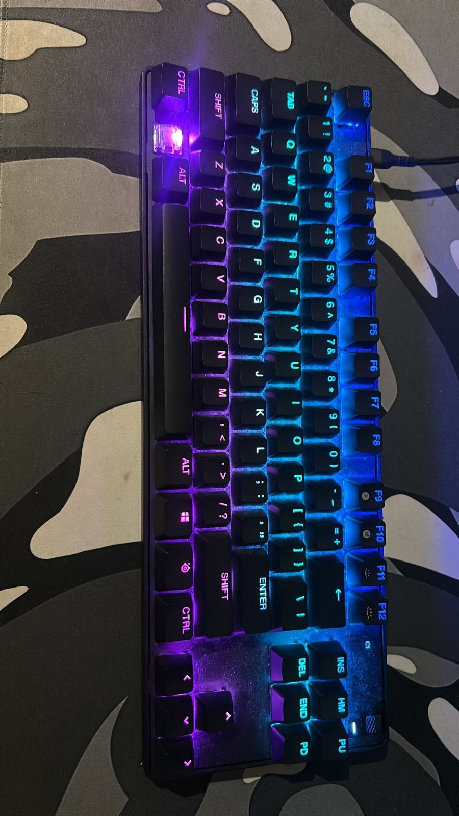 Steelseries Apex Pro TKL 2023, Computers en Software, Ophalen, Zo goed als nieuw