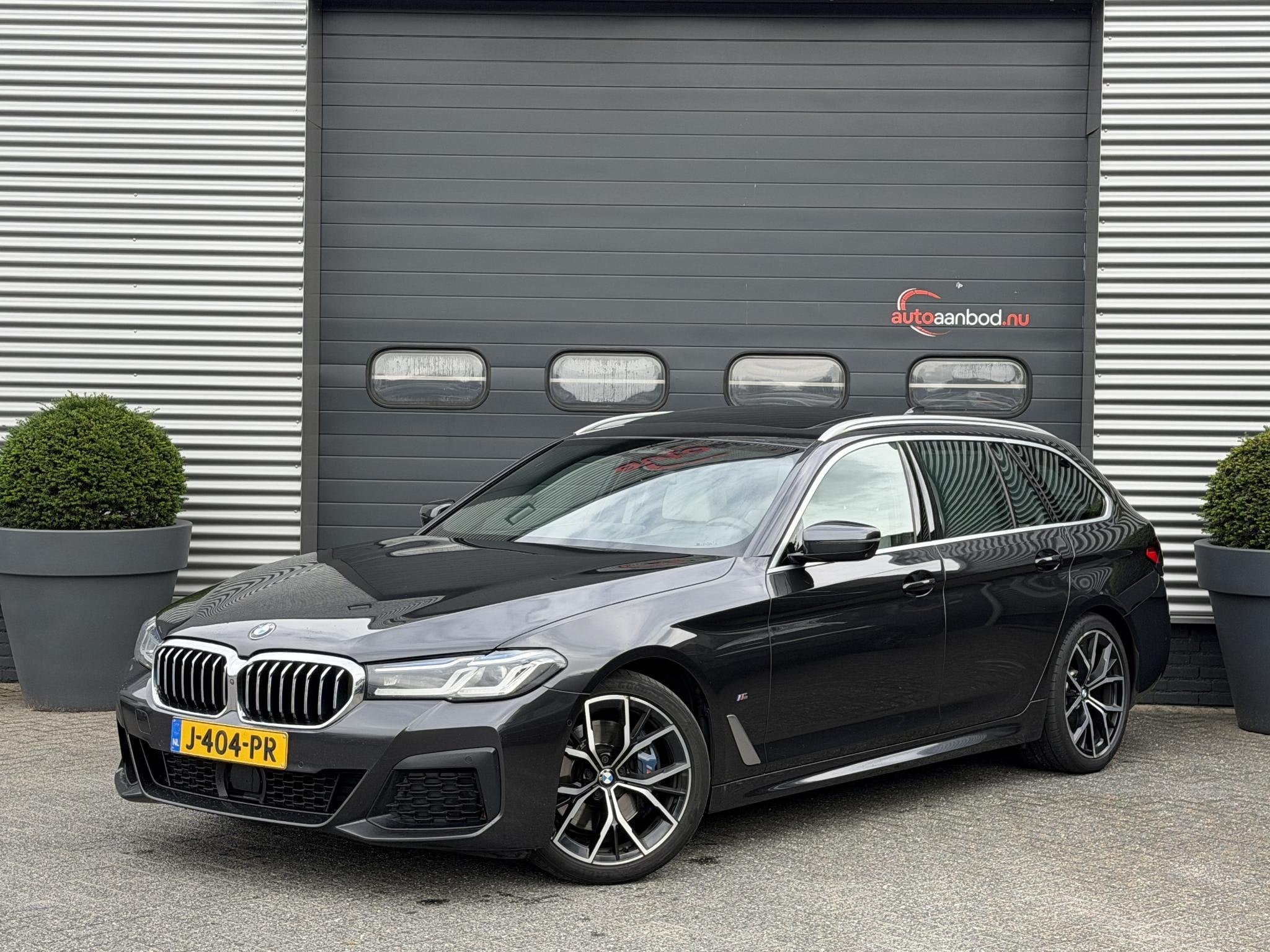 BMW 5 Serie Touring 530i High Executive Edition, Autos, Argent ou Gris, Euro 6, 2000 kg, 5 portes