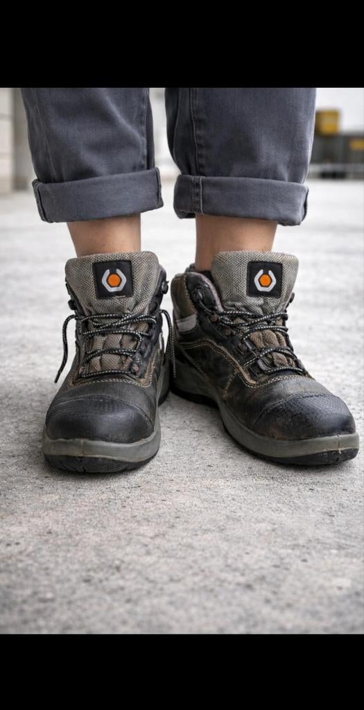 Chaussures de sécurité BASE Taille 37, Jardin & Terrasse, Vêtements de travail, Femmes, Utilisé, BASE, Chaussures