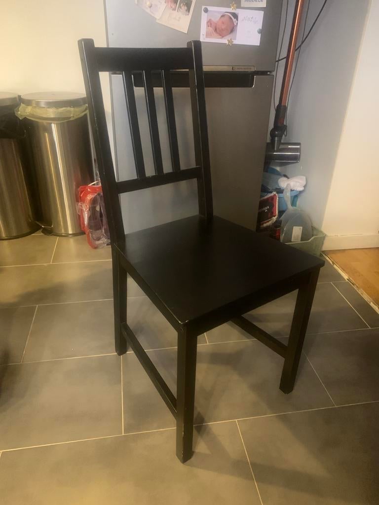 Zwarte stoelen, Deux, Enlèvement, Utilisé, Bois