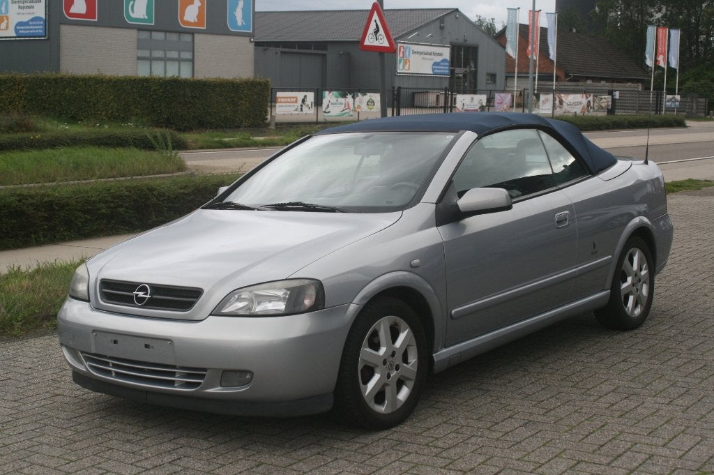 Opel Astra G Cabrio 1.6 benz de 2001 avec 143d km, Autos, Cuir, Argent ou Gris, Cabriolet, Boîte manuelle