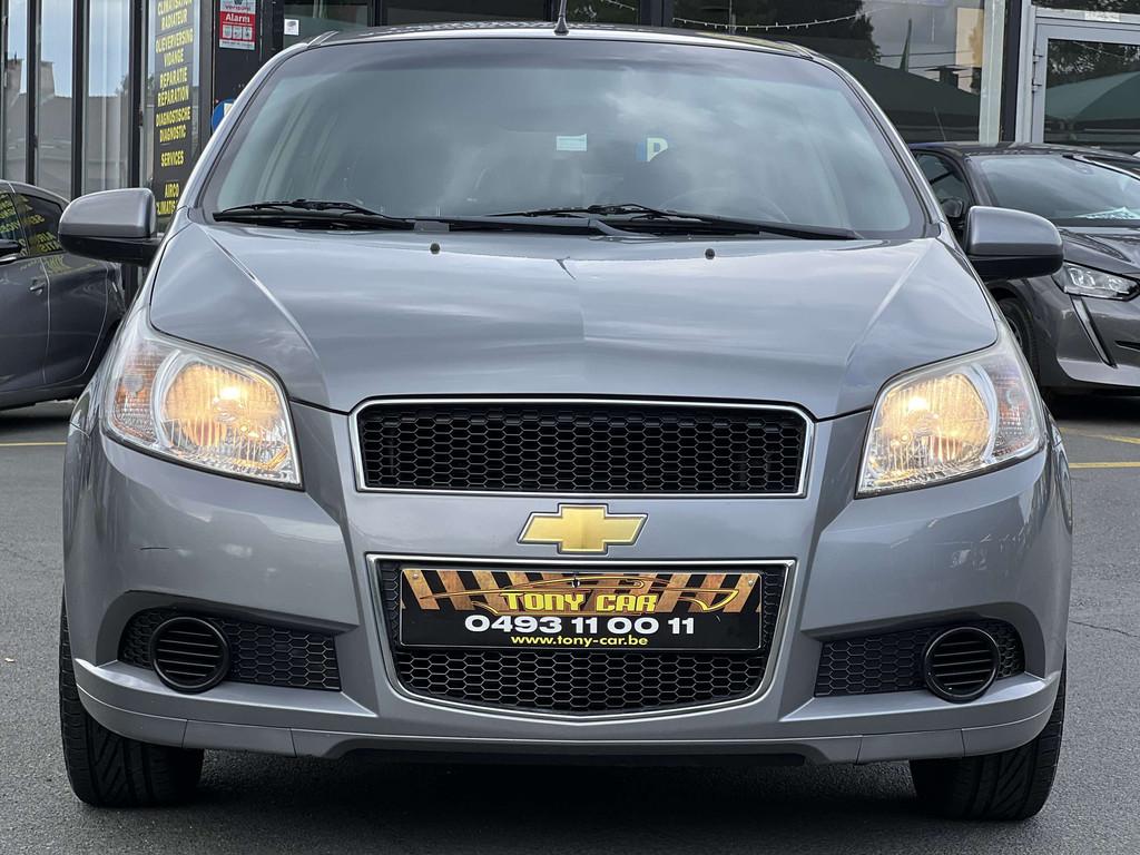 Chevrolet Aveo hatchback 1.2i*CLIMA*AUX*USB*garantie 12 mois, USB, Argent ou Gris, https://public.car-pass.be/vhr/6d68cd42-5ebb-4311-bc05-7672a9d1fbd1