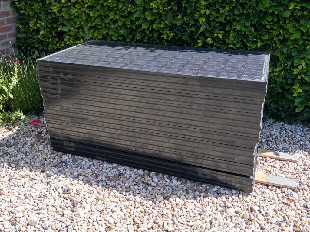 Panneaux solaires + onduleur, Doe-het-zelf en Bouw, Zonnepanelen en Toebehoren, Ophalen, Gebruikt, Compleet systeem, 100 tot 200 wattpiek