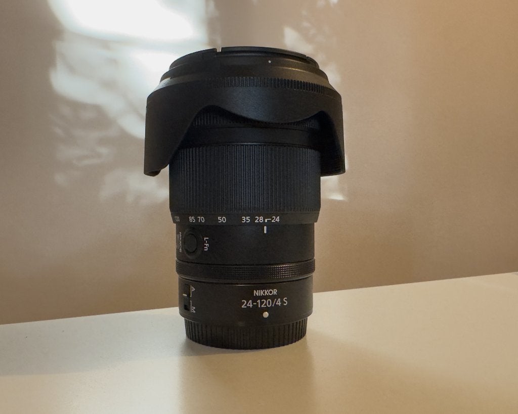 Nikon NIKKOR Z 24-120mm f/4 S inclusief UV-filter, TV, Hi-fi & Vidéo, Neuf, Monture Nikon Z, Lentille standard, Nikon