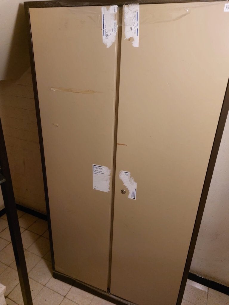 Metalen kast, Huis en Inrichting, Kasten | Overige, Ophalen, Zo goed als nieuw