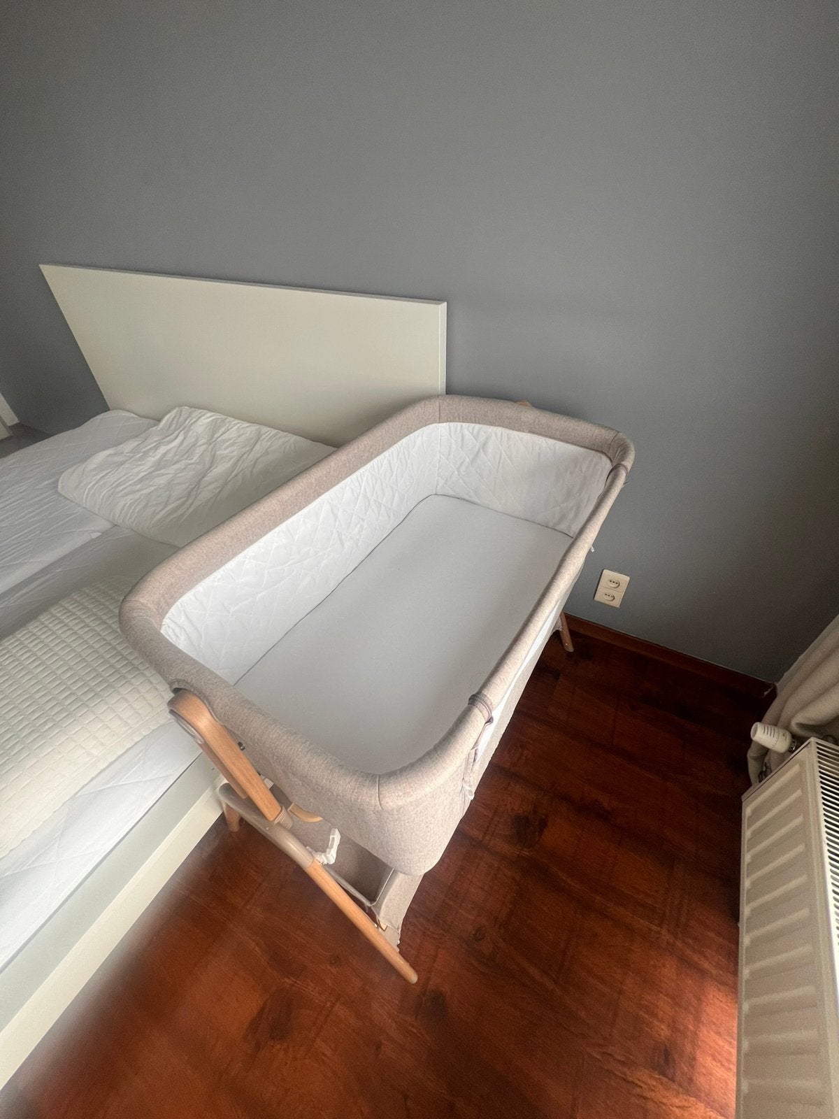 Mooie complete babykamer set – commode/verzorgingstafel, Ophalen, Zo goed als nieuw