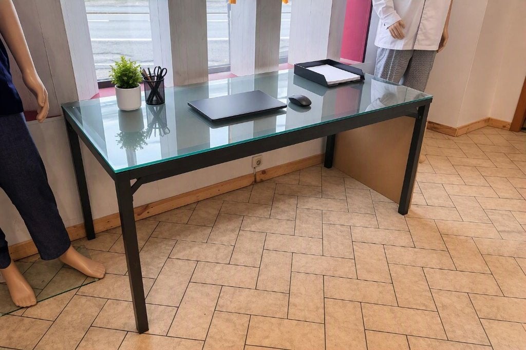 Bureau en verre, Ophalen, Zwart, Gebruikt, Modern