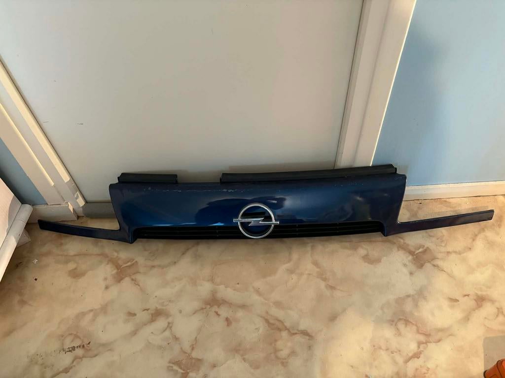 Calandre opel astra f Gsi, Auto-onderdelen, Ophalen, Opel