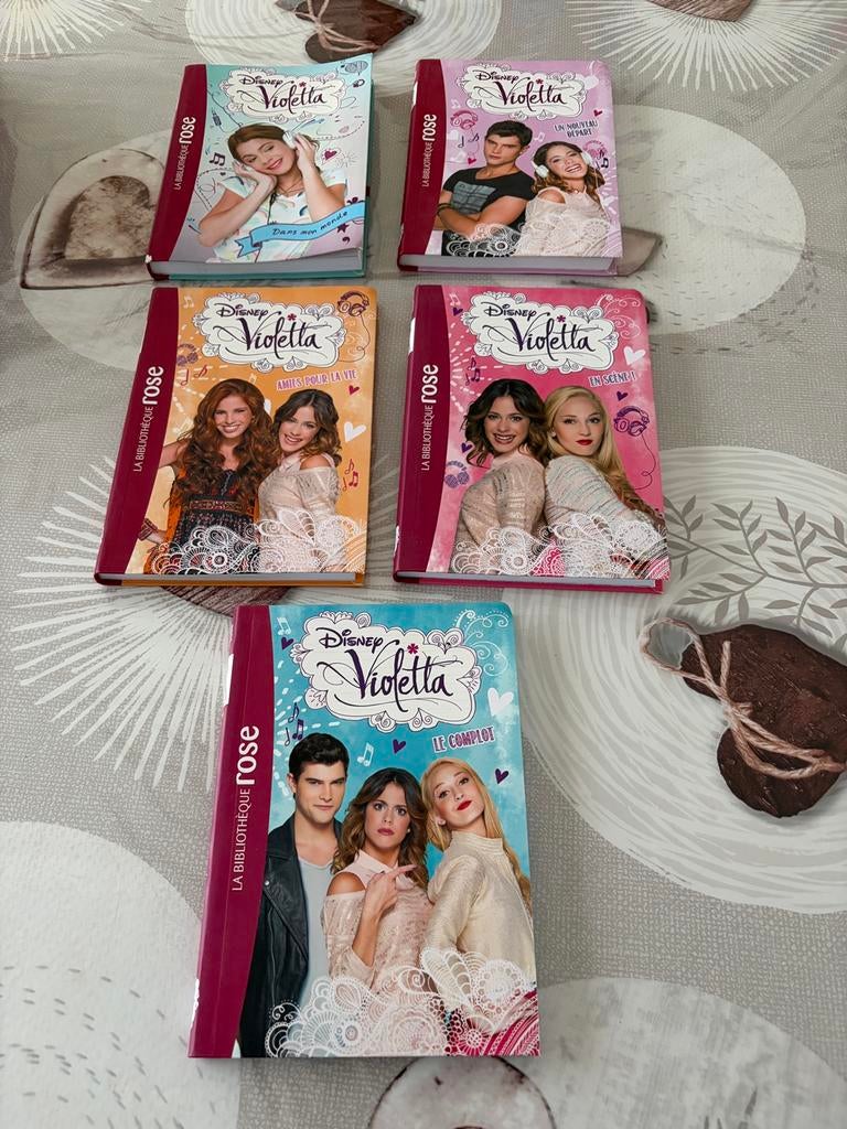 Lot de 5 livres Disney – Bibliothèque Rose (10–12 ans), Livres, Enlèvement ou Envoi, Comme neuf