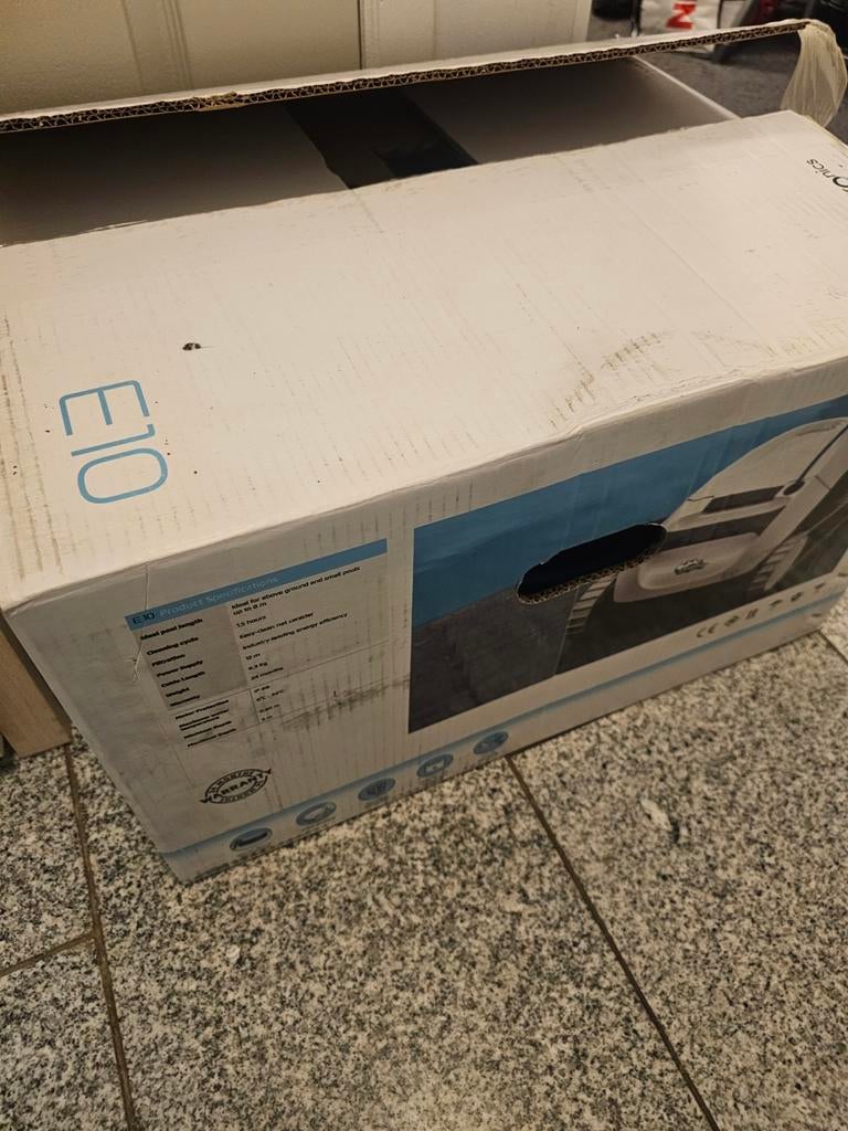 Nieuwe zwembadrobot dolphin, Tuin en Terras, Zwembad-toebehoren, Ophalen