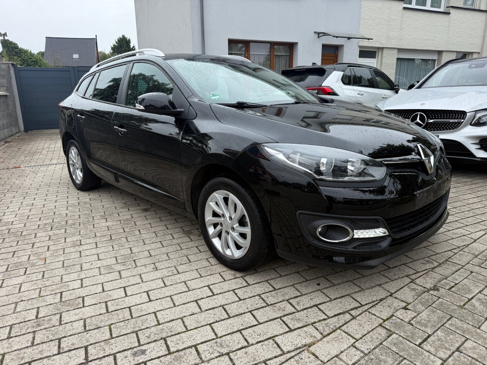 Megane bj2016 1eig  82718km, Auto's, Voorwielaandrijving, Testrit aan huis, Stof, 4 cilinders