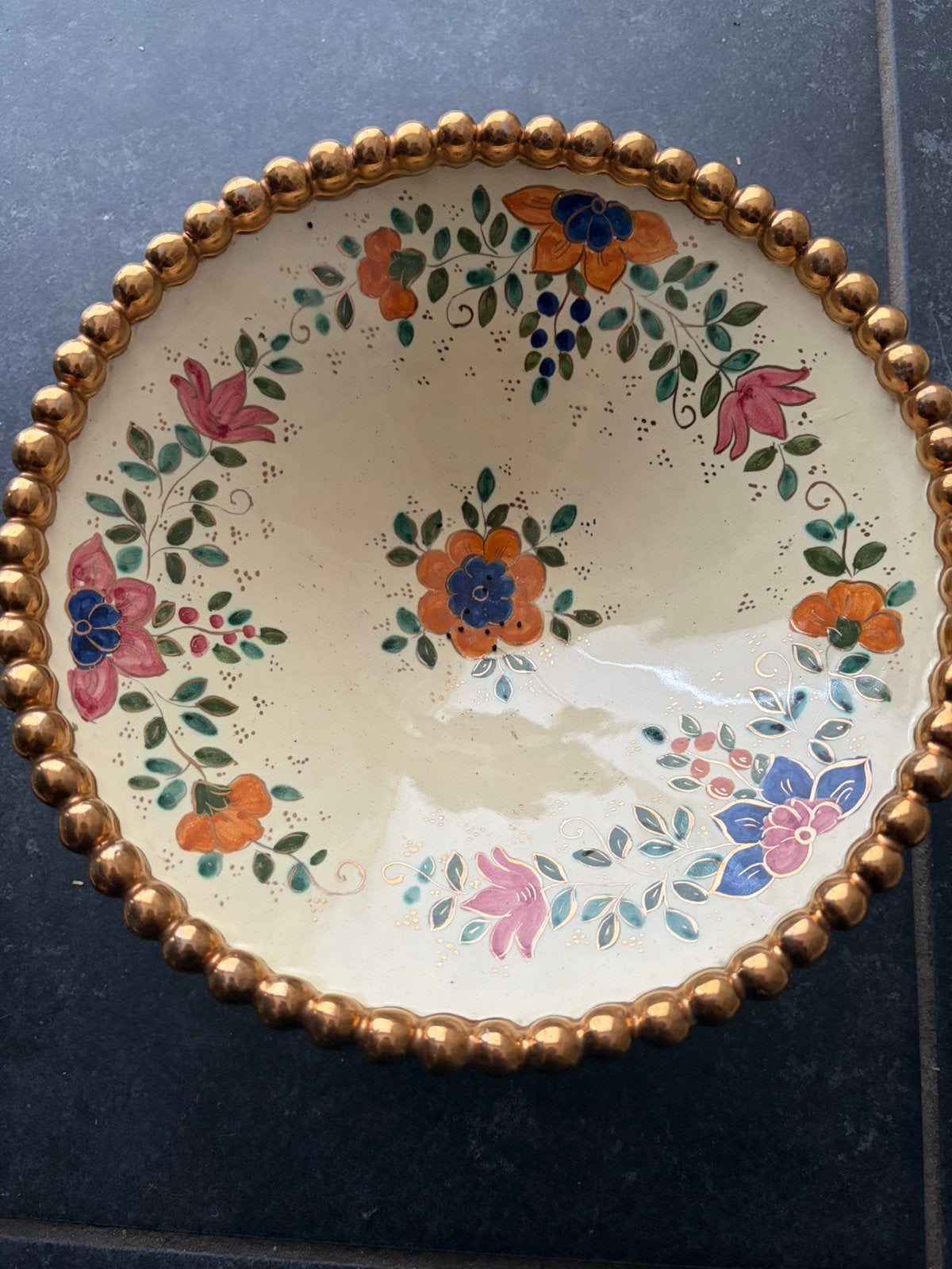 S. Volpi Deruta Italy–handbeschilderde majolica schaal 22 cm, Ophalen