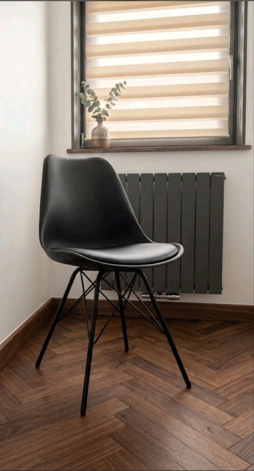 eetstoelen 4 stuks 25€, Maison & Meubles, Enlèvement, Noir, Synthétique