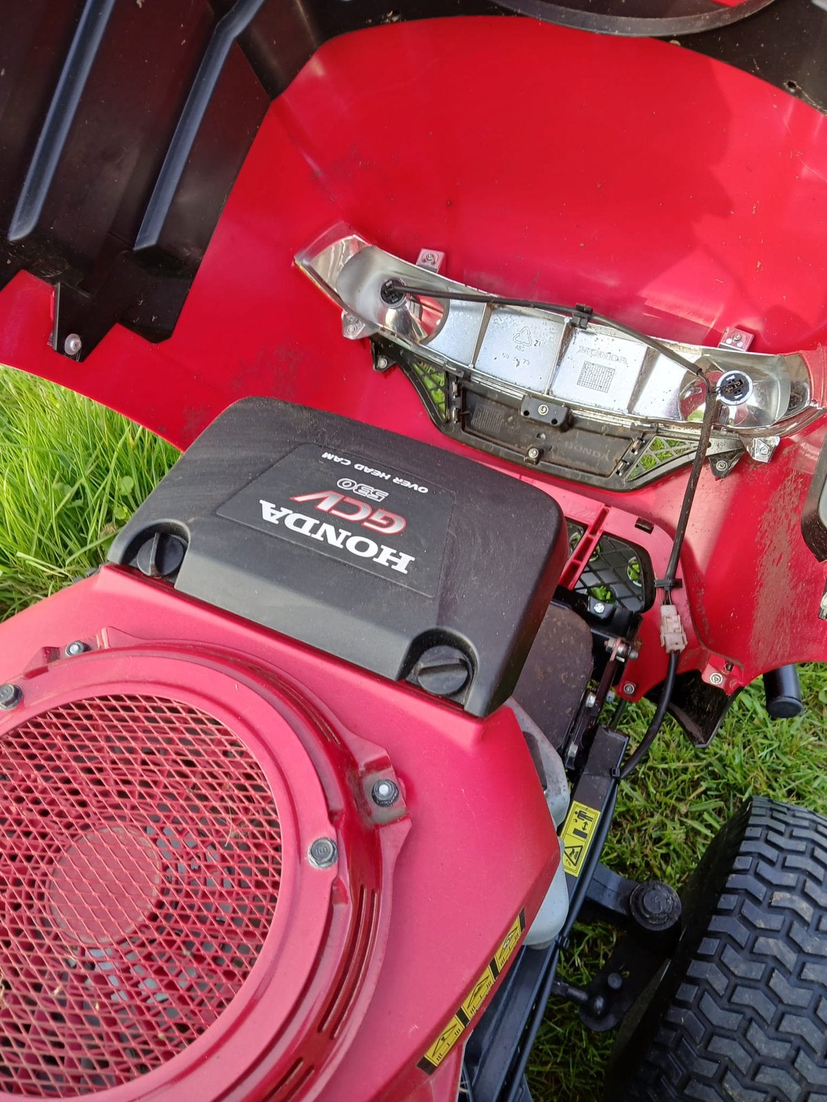 Zitmaaier honda  2417  goedeopvang of mulcen. Hydro, Tuin en Terras, Zitmaaiers, Ophalen, Zo goed als nieuw