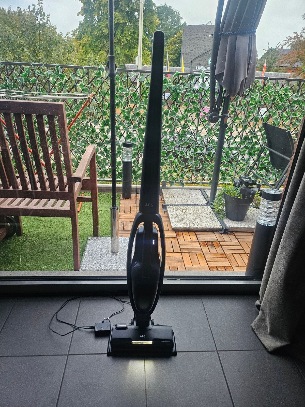 AEG steelstofzuiger, Elektronische apparatuur, Kruimeldief, Zo goed als nieuw, Reservoir, AEG