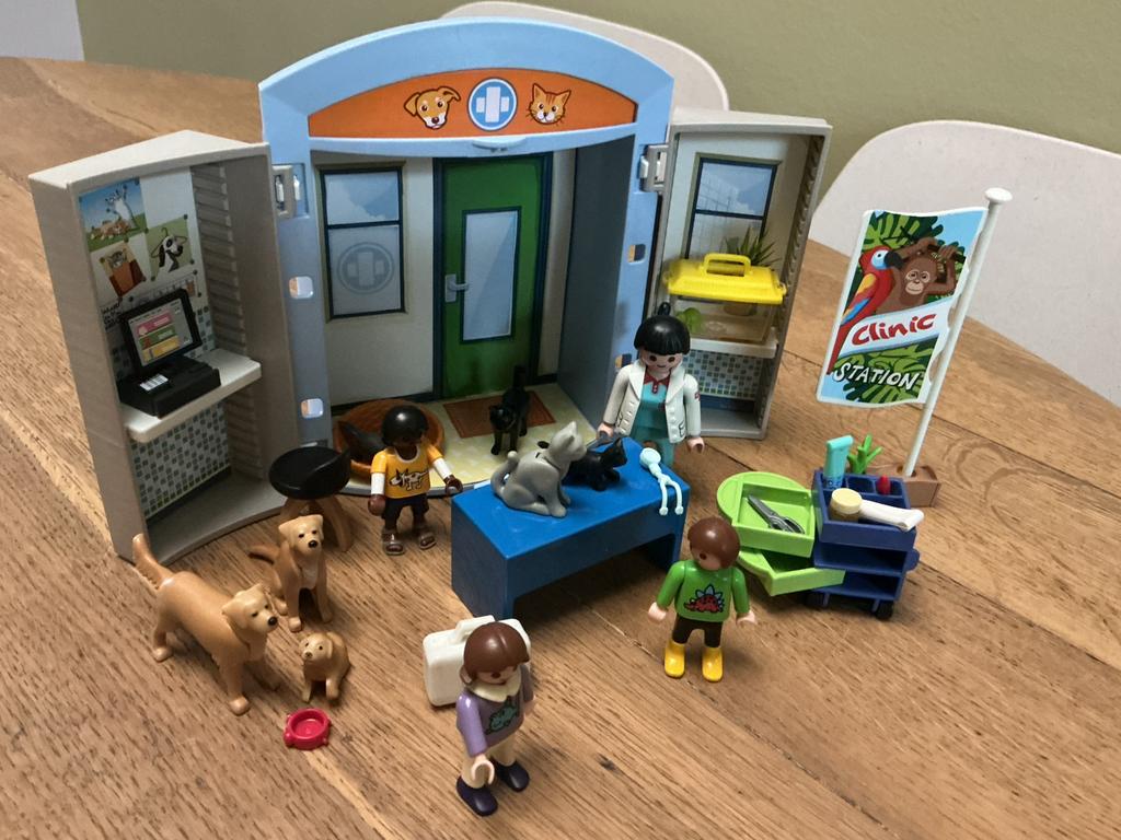 Speelbox dierenarts - verzenden mogelijk, Ophalen, Gebruikt