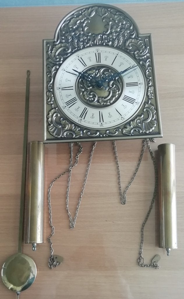 Vintage hangklok met slinger en gewichten, Ophalen
