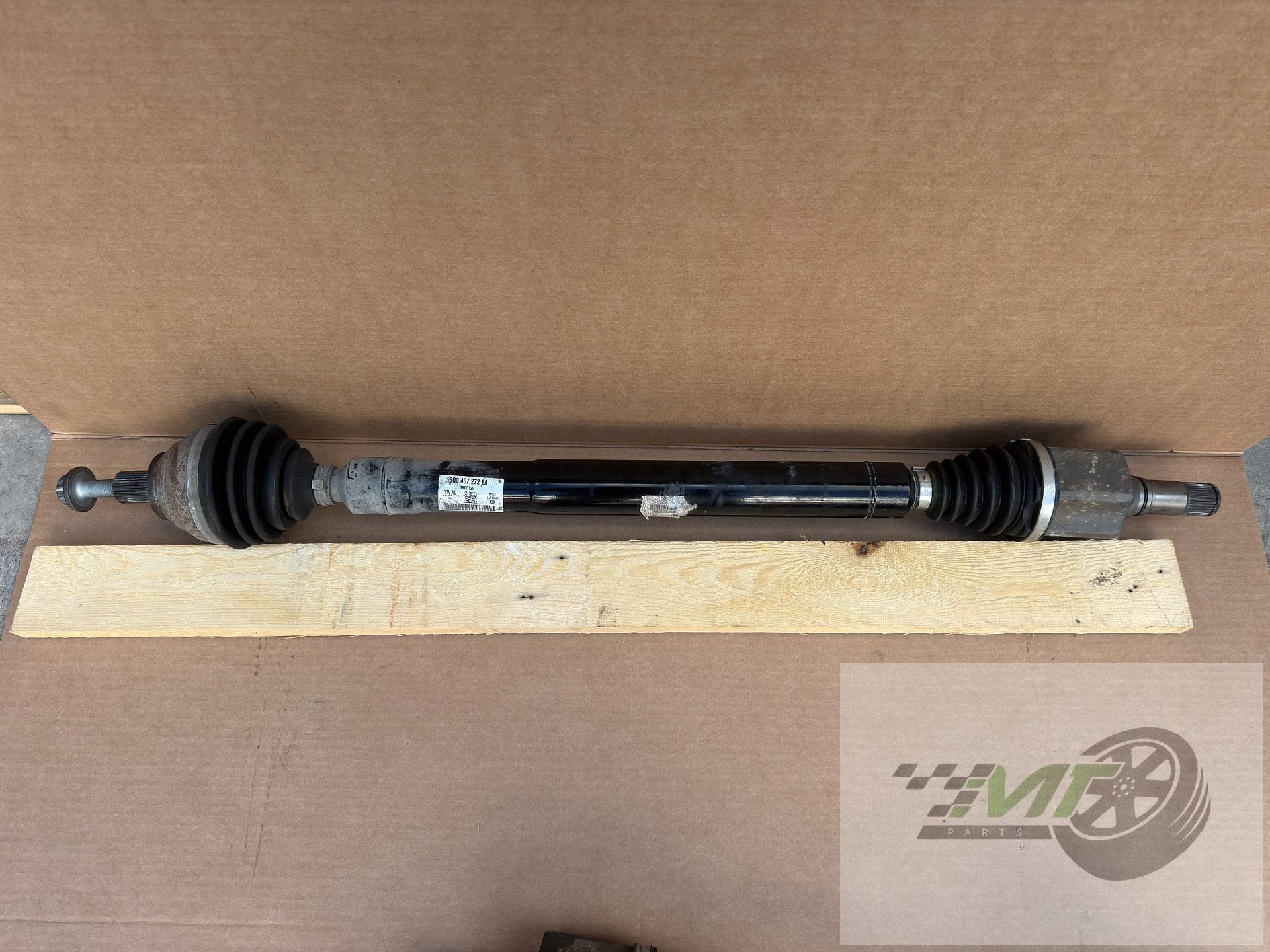 VW, Audi, CUPRA, SEAT, SKODA – Arbre de transmission DROIT 3, -, Origine de la pièce connue, Utilisé, Audi