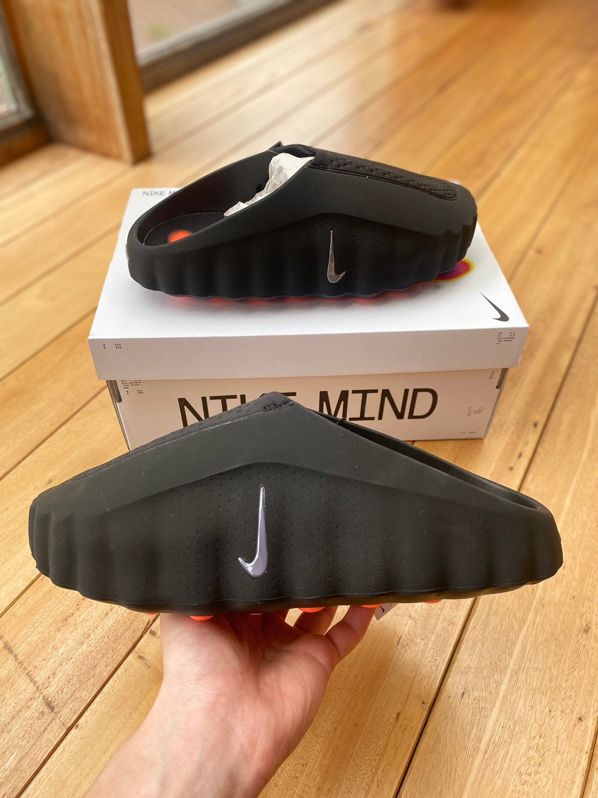 Nike Mind 001 Slide Black Chrome (Women's) 44,5, Neuf, Enlèvement ou Envoi, Sabots, Noir