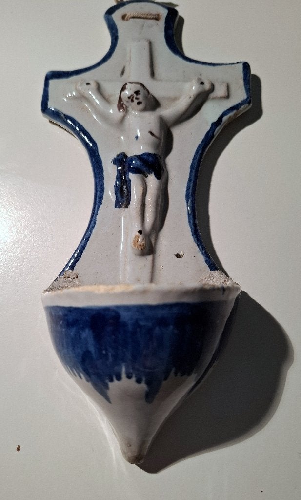 Bol à eau bénite en céramique des XVIIIe/XIXe siècles, Antiquités & Art, Envoi