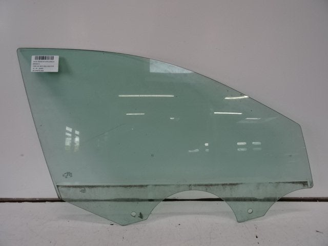 VITRE AVANT DROITE Skoda Rapid (01-2012/12-2019), Utilisé, Skoda