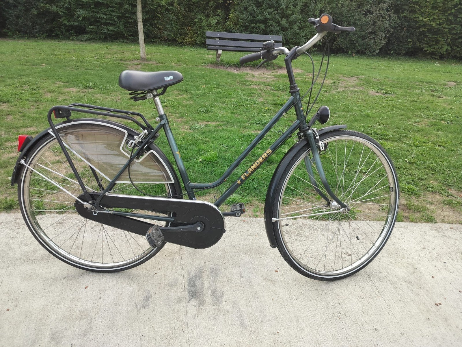Flanders retro damesfiets met 3 v en slot, Enlèvement