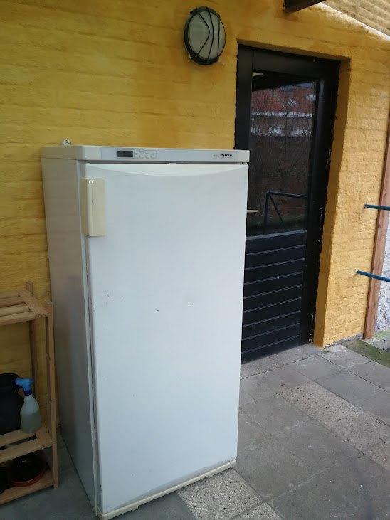 Diepvries Miele met 6 laden, Elektronische apparatuur, Ophalen, Gebruikt, Vrijstaand, Vrieskast