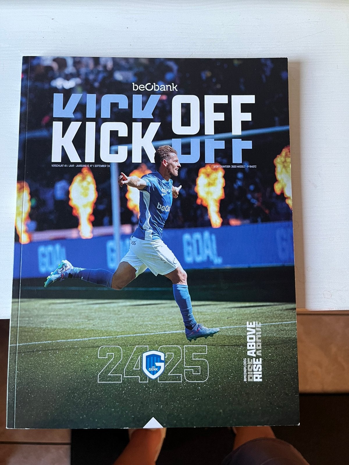 Presentatie gids krc genk 24/25, Enlèvement, Comme neuf