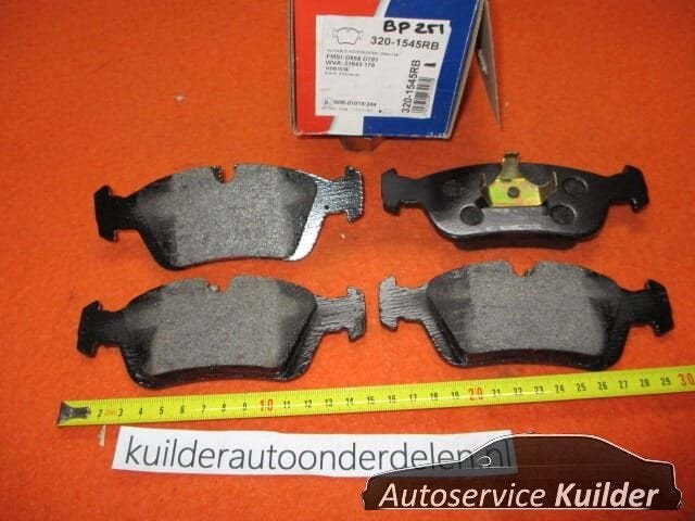 Remblokken voorzijde BMW e36 e46 Z3 AD Benelux  34111160356, Neuf, -, -, Enlèvement ou Envoi